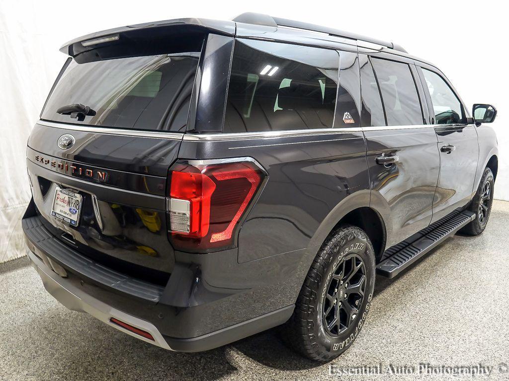 used 2022 Ford Expedition car, priced at $60,998