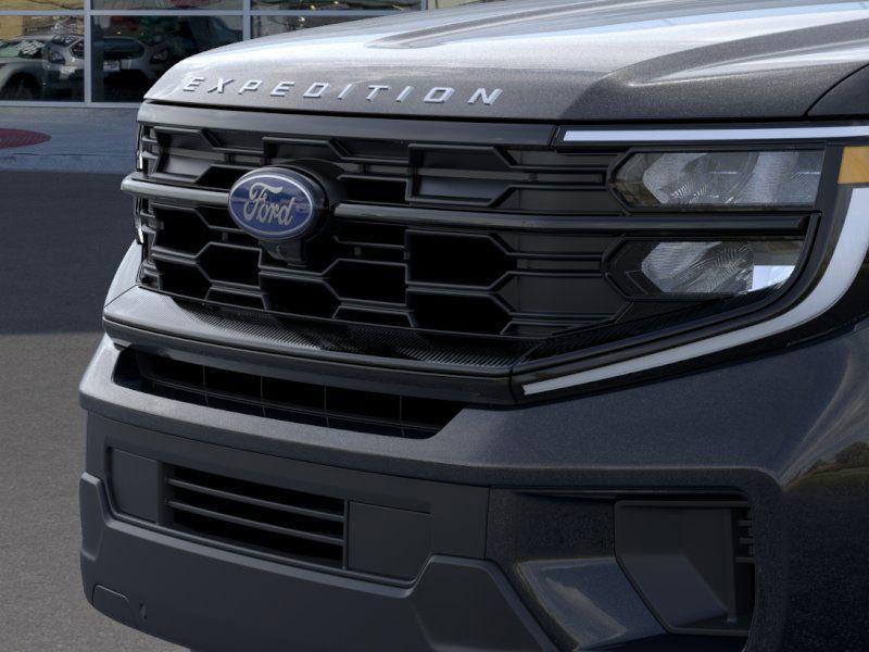 new 2025 Ford Expedition car, priced at $73,885