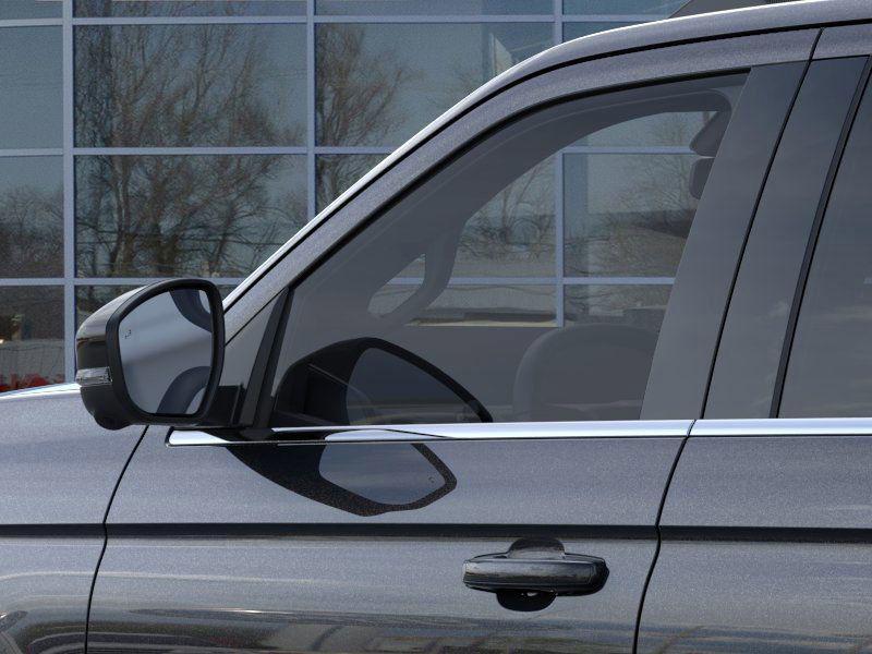 new 2025 Ford Expedition car, priced at $73,885