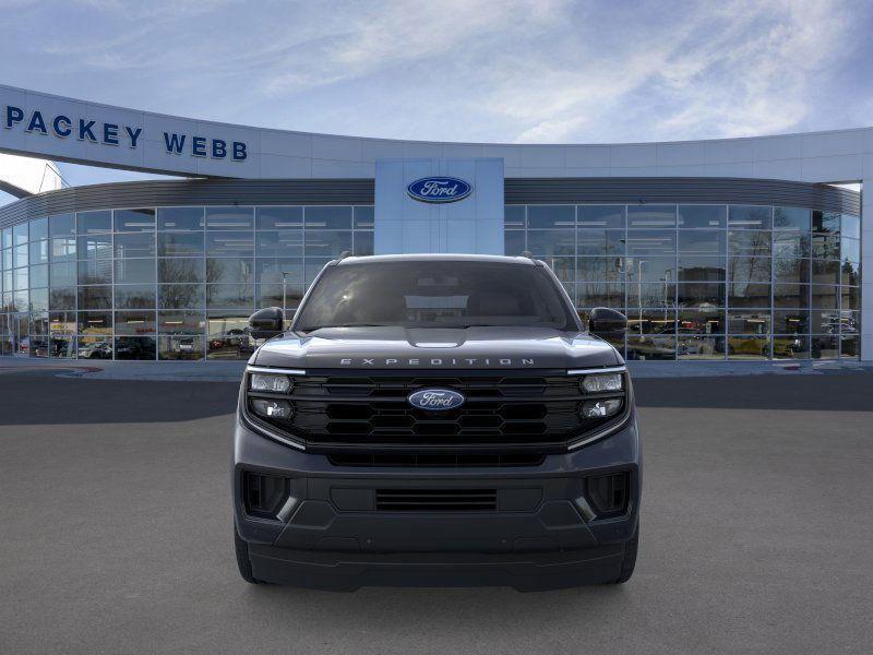 new 2025 Ford Expedition car, priced at $73,885