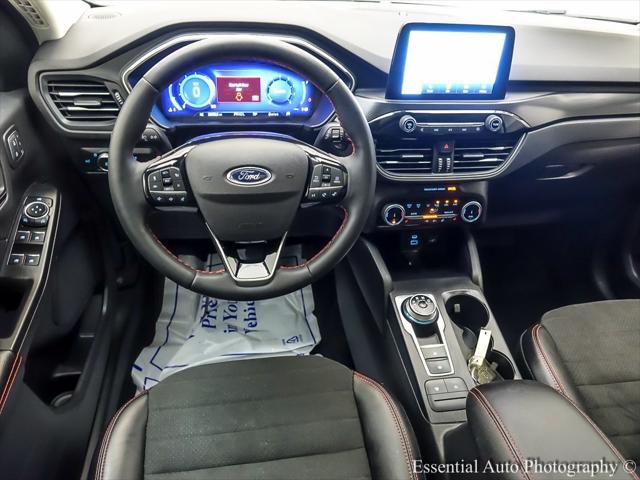 used 2022 Ford Escape car, priced at $27,498