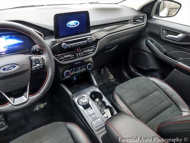 used 2022 Ford Escape car, priced at $29,696