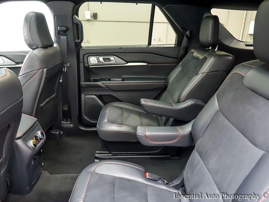 used 2025 Ford Explorer car, priced at $53,402