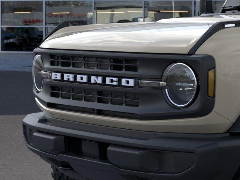 new 2025 Ford Bronco car, priced at $52,274