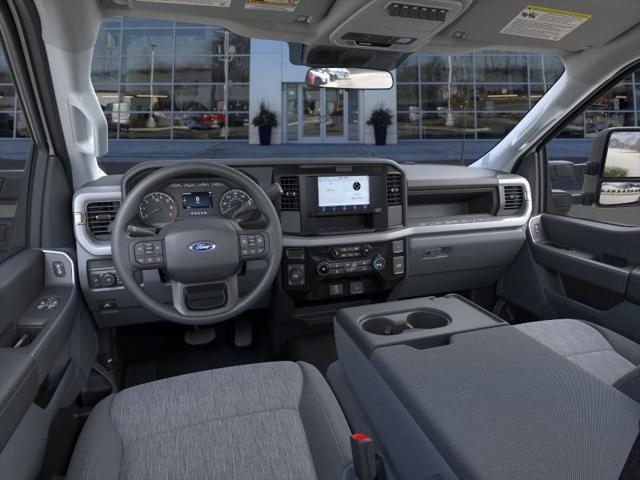 new 2025 Ford F-350 car, priced at $55,962