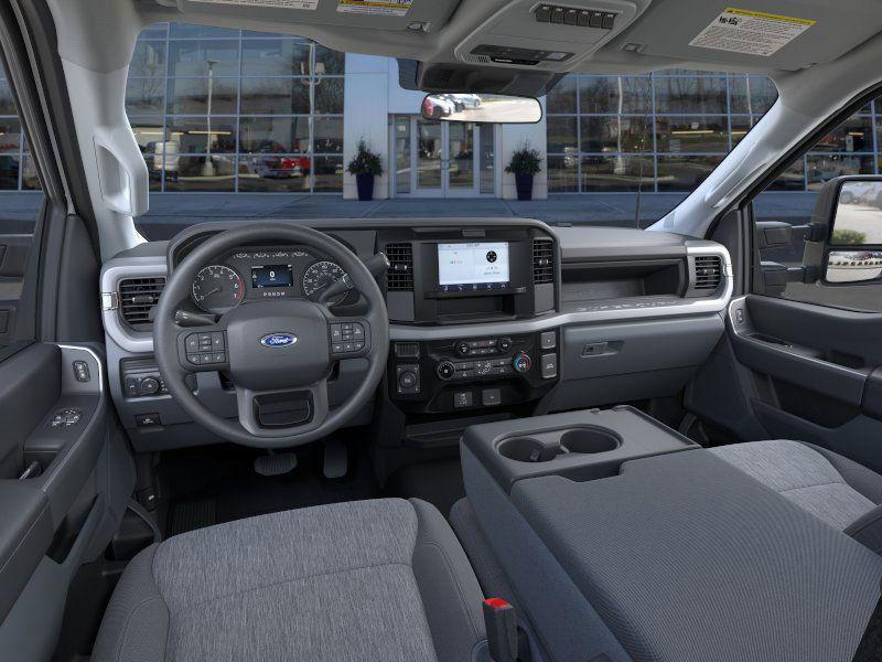 new 2025 Ford F-350 car, priced at $50,462