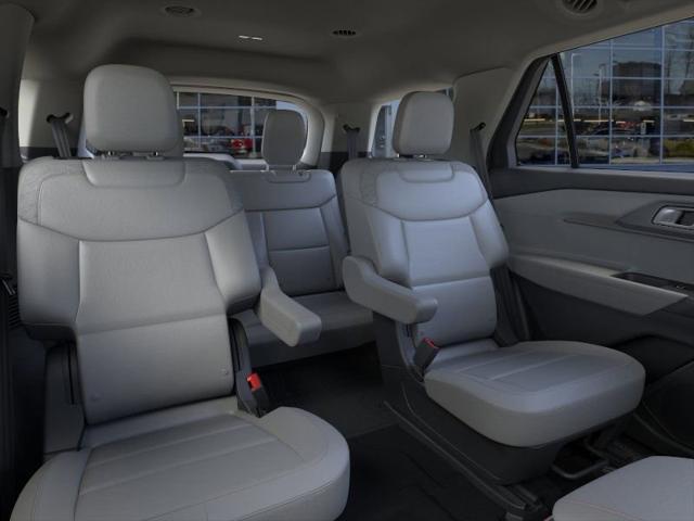 new 2025 Ford Explorer car, priced at $45,917