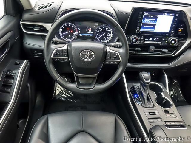 used 2022 Toyota Highlander car, priced at $38,972