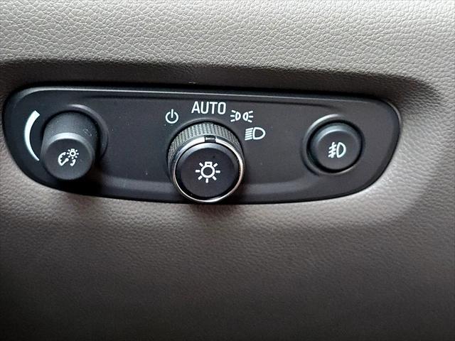 used 2020 Chevrolet Traverse car, priced at $25,990