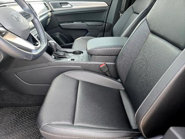 used 2020 Volkswagen Atlas Cross Sport car, priced at $22,990
