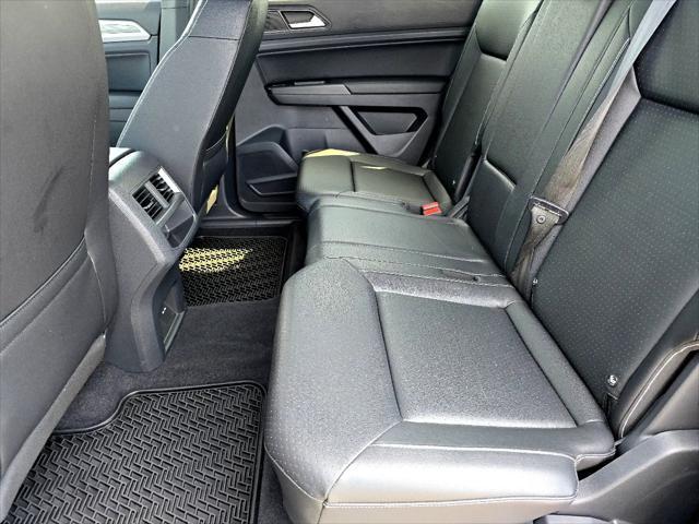 used 2020 Volkswagen Atlas Cross Sport car, priced at $22,990