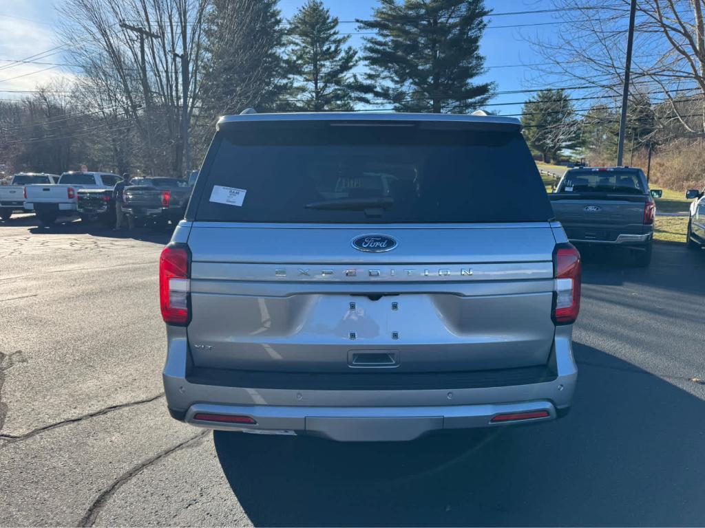 new 2024 Ford Expedition car, priced at $72,450