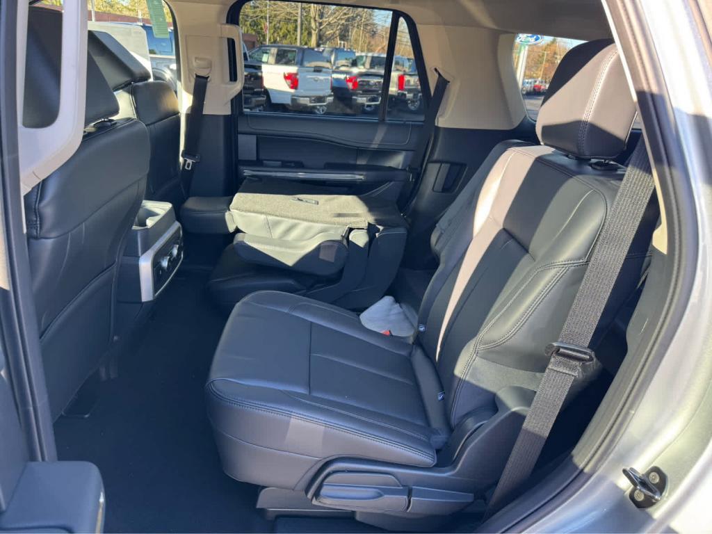 new 2024 Ford Expedition car, priced at $72,450