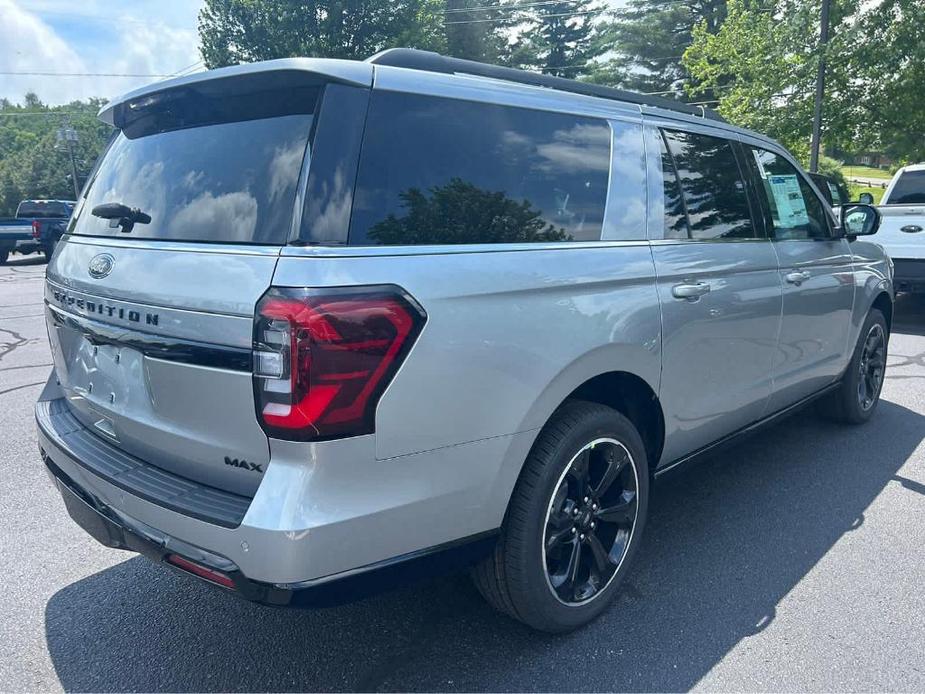 new 2024 Ford Expedition Max car, priced at $77,250