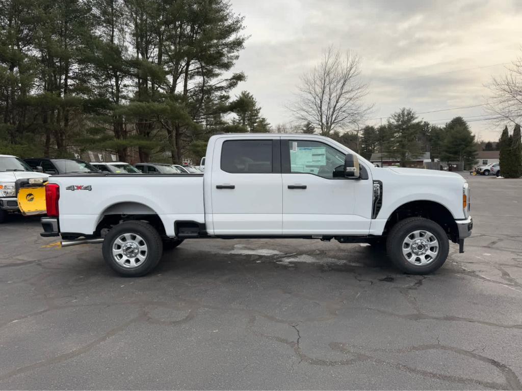 new 2024 Ford F-250 car, priced at $58,640