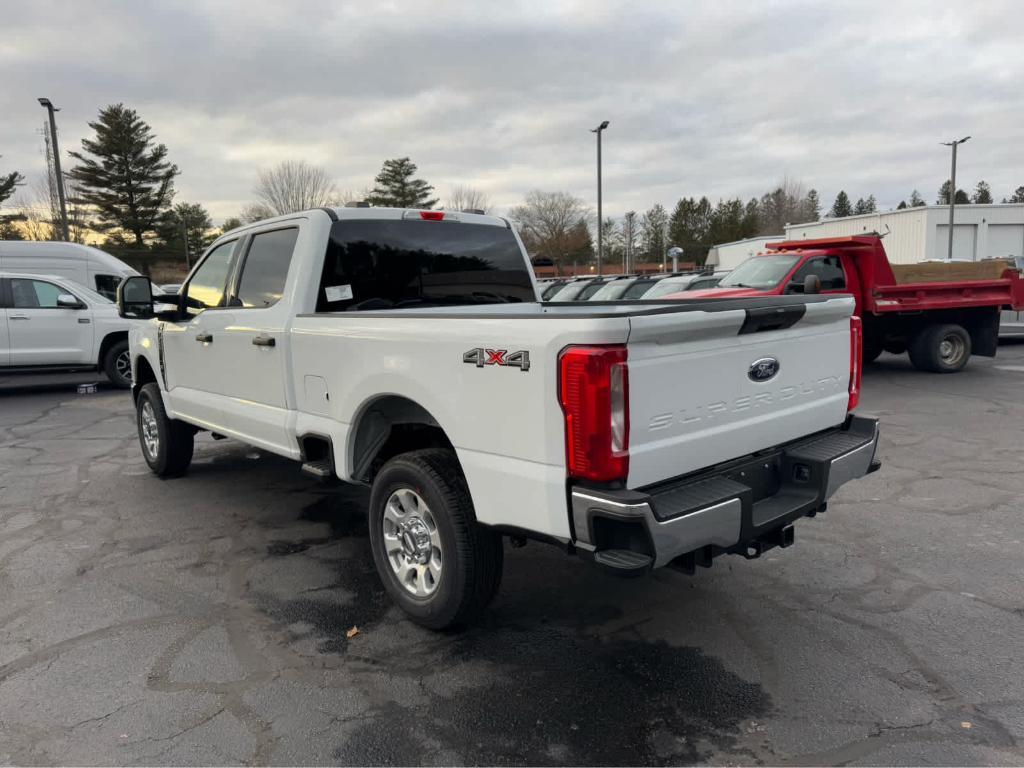 new 2024 Ford F-250 car, priced at $58,640