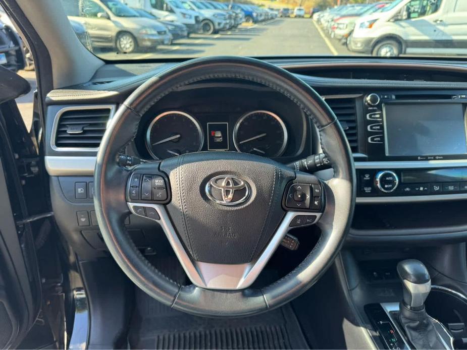 used 2017 Toyota Highlander car, priced at $23,440