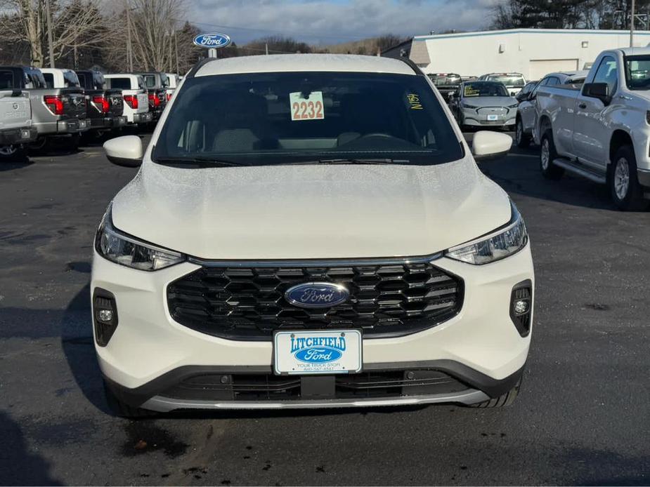 new 2025 Ford Escape car, priced at $37,270