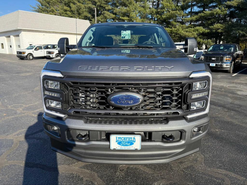 new 2024 Ford F-250 car, priced at $60,980