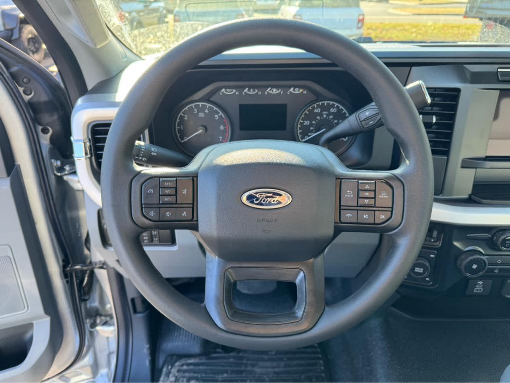 new 2024 Ford F-350 car, priced at $53,805