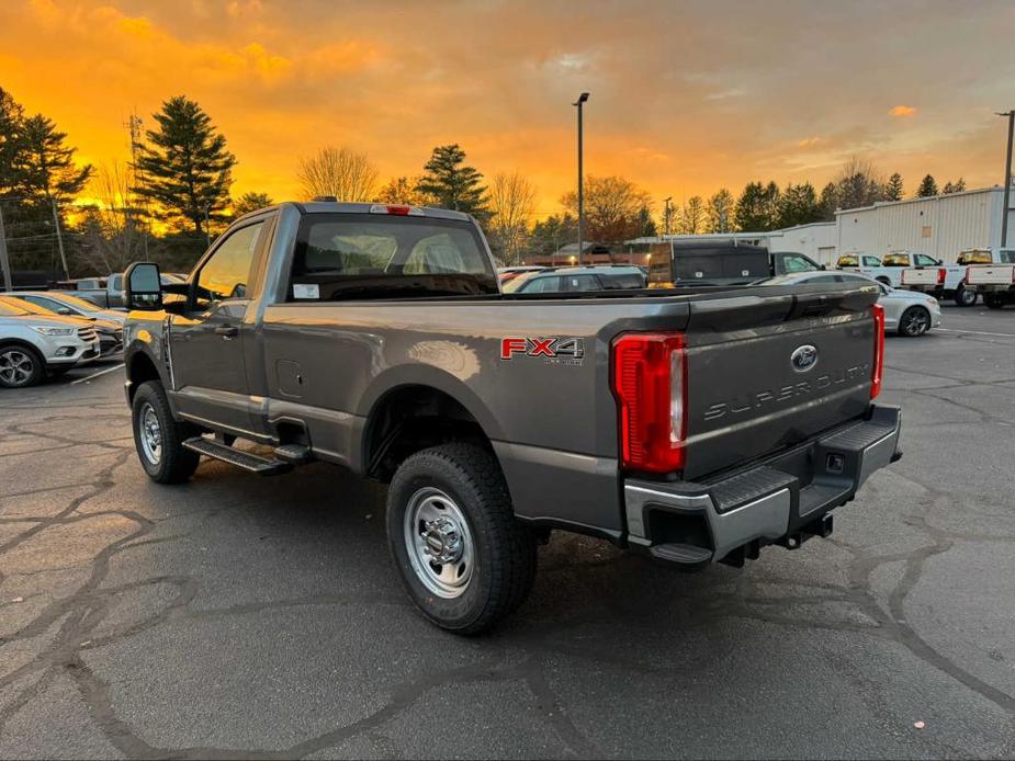 new 2024 Ford F-350 car, priced at $51,155