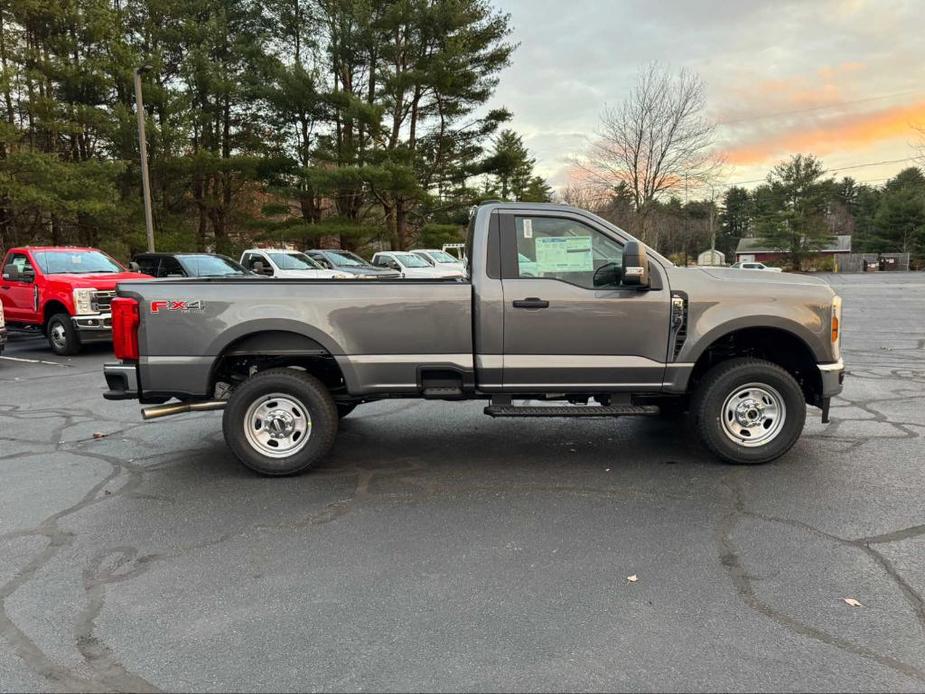 new 2024 Ford F-350 car, priced at $51,155