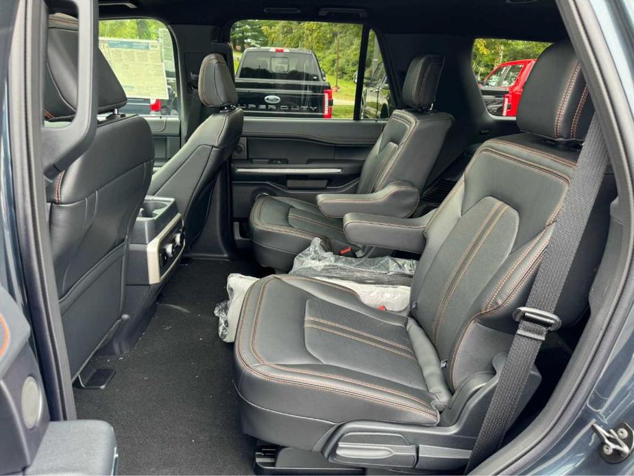 new 2024 Ford Expedition car, priced at $75,909