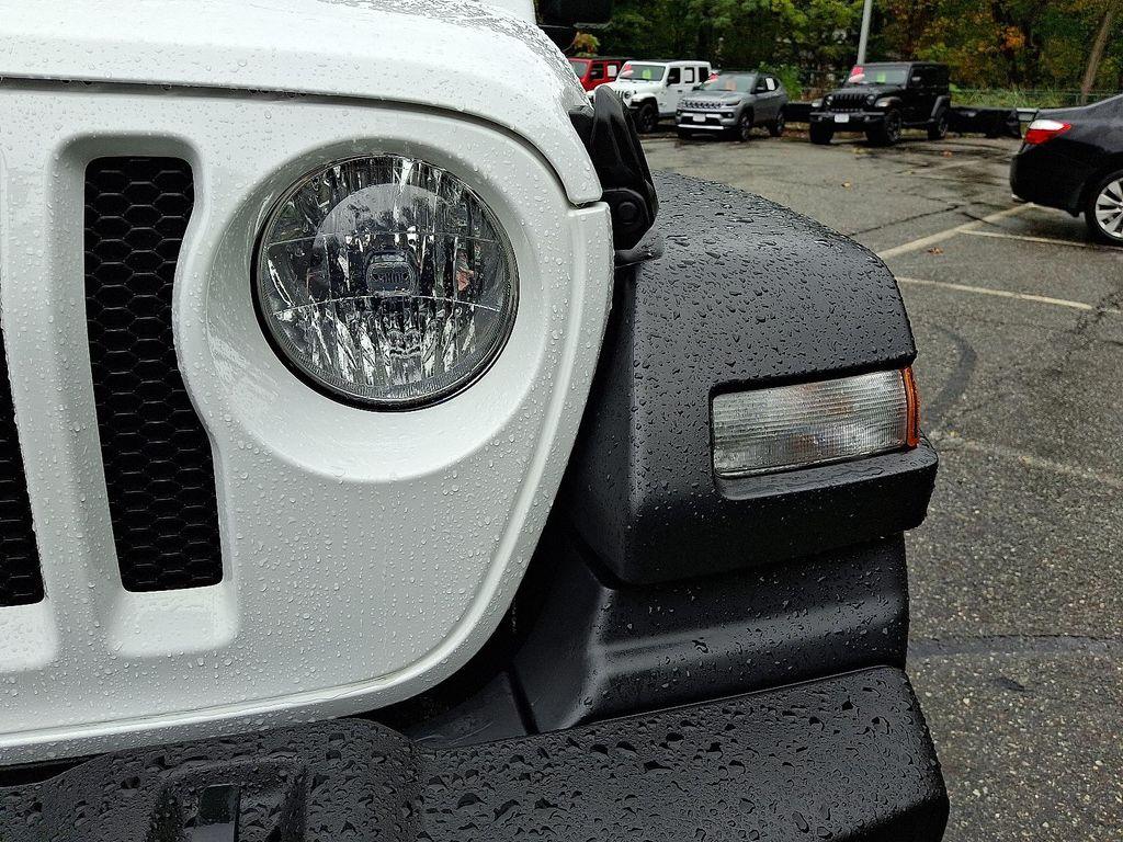 used 2022 Jeep Wrangler car, priced at $28,922