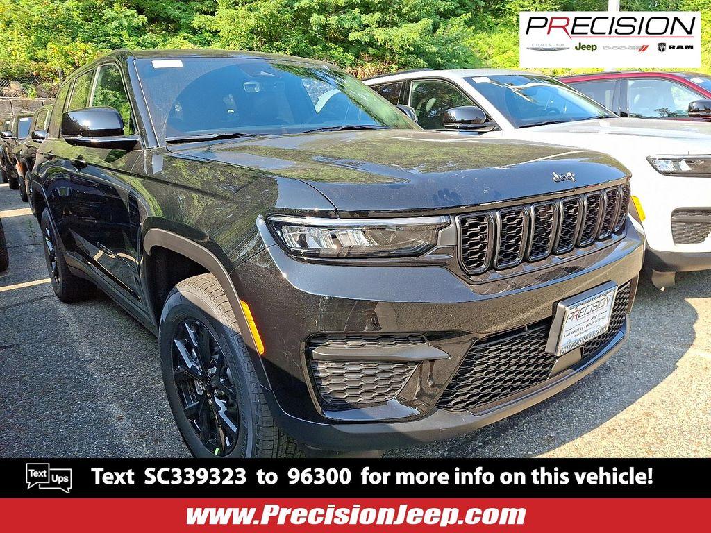 new 2025 Jeep Grand Cherokee car, priced at $46,730