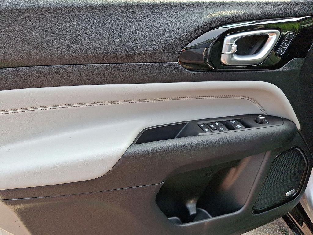 used 2022 Jeep Compass car, priced at $24,722