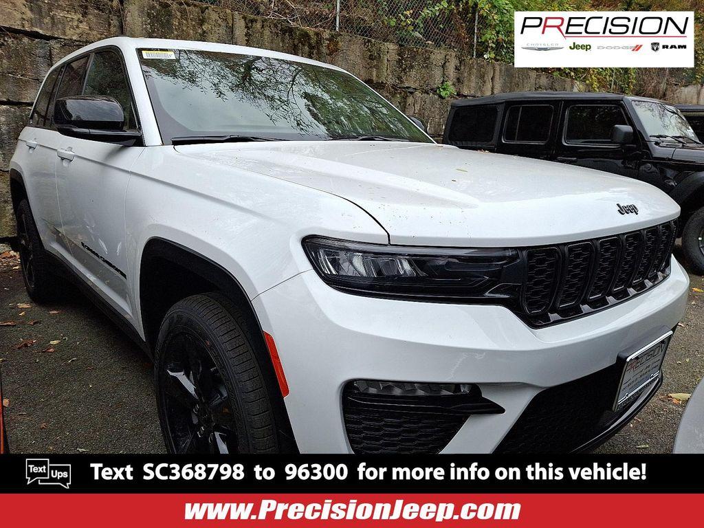new 2025 Jeep Grand Cherokee car, priced at $52,140