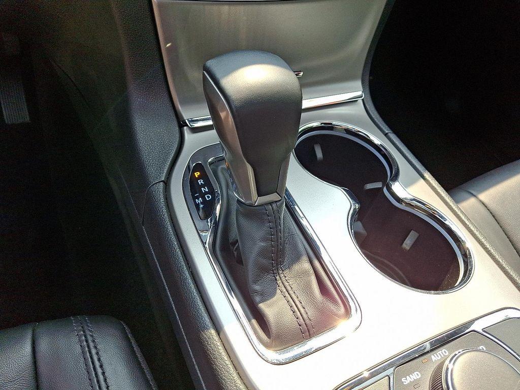 used 2022 Jeep Grand Cherokee car, priced at $29,922