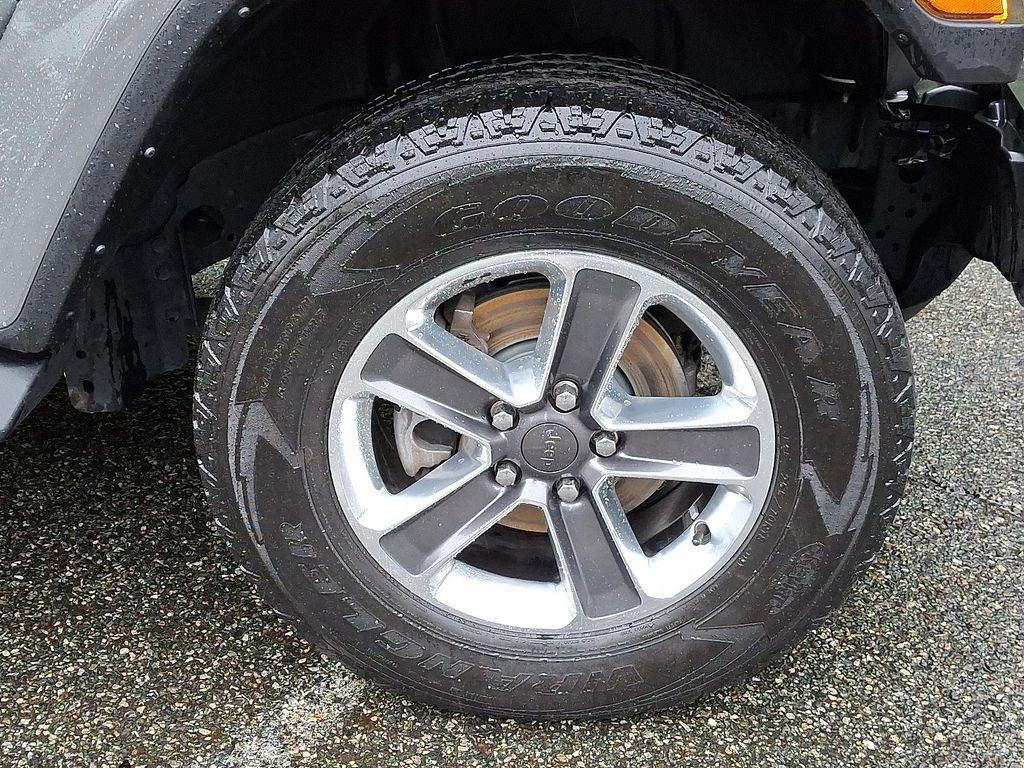used 2022 Jeep Wrangler Unlimited car, priced at $39,922