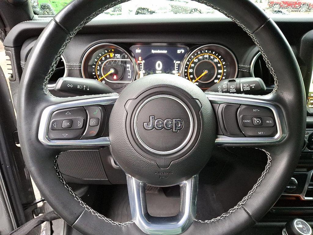 used 2022 Jeep Wrangler Unlimited car, priced at $39,922