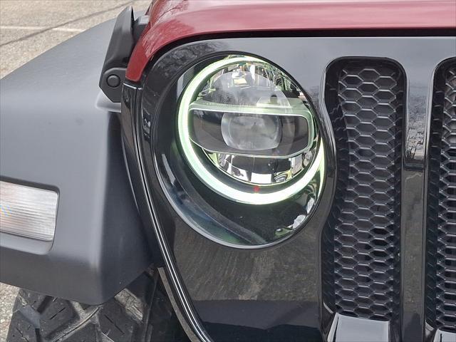 used 2021 Jeep Wrangler car, priced at $34,921