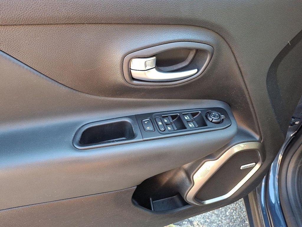 used 2021 Jeep Renegade car, priced at $19,521