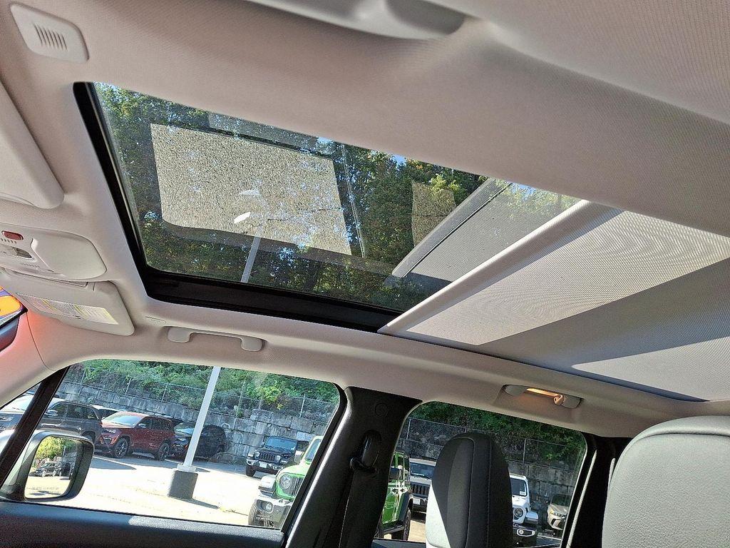 used 2021 Jeep Renegade car, priced at $19,521