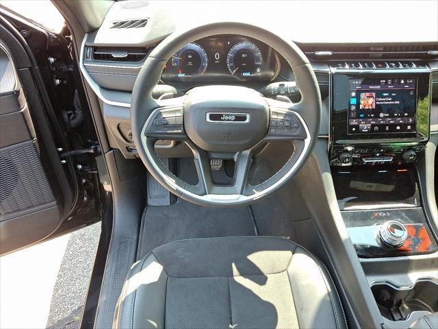 used 2023 Jeep Grand Cherokee car, priced at $37,993