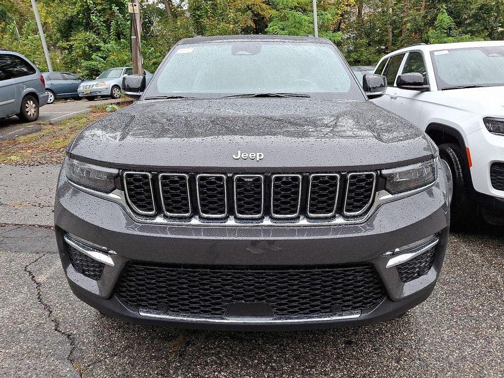 new 2025 Jeep Grand Cherokee car, priced at $52,935