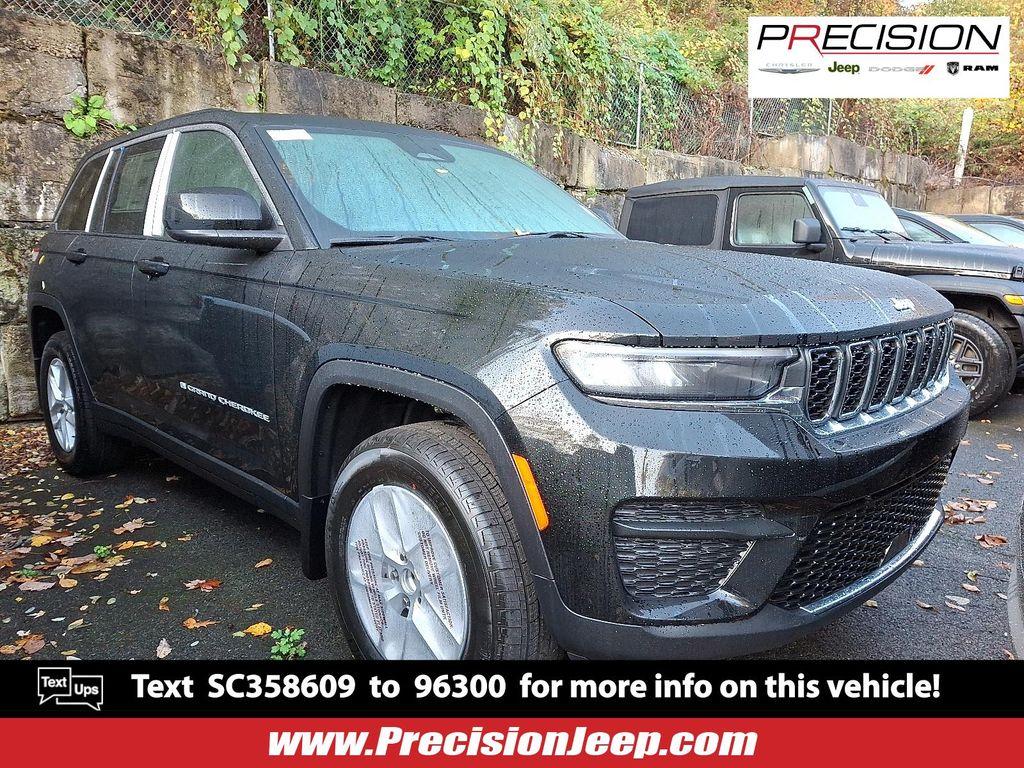 new 2025 Jeep Grand Cherokee car, priced at $44,595