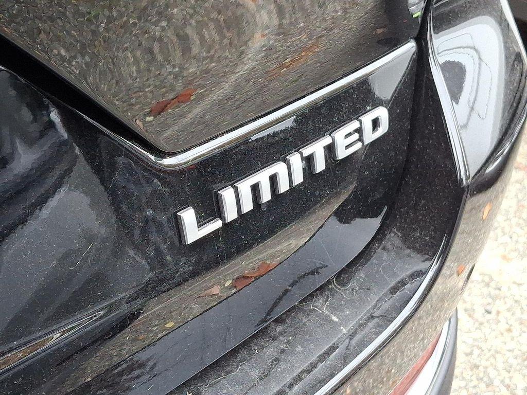 new 2025 Jeep Grand Cherokee car, priced at $51,005