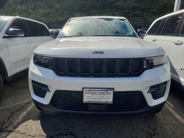 new 2025 Jeep Grand Cherokee car, priced at $47,580