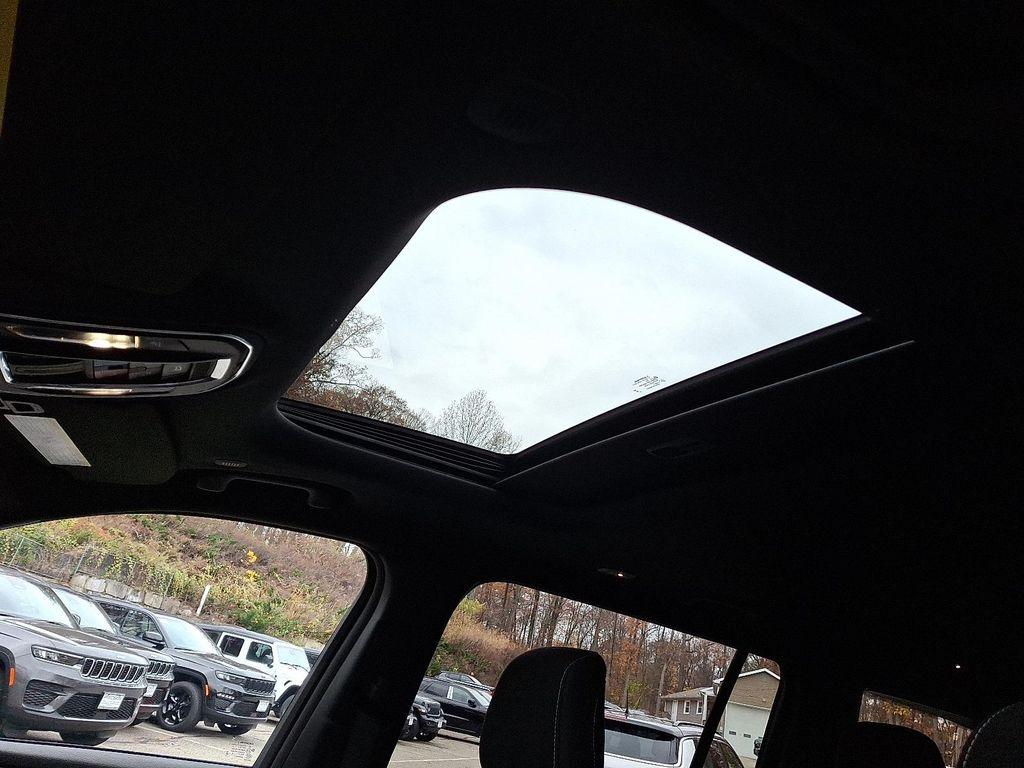 used 2024 Jeep Grand Cherokee L car, priced at $34,744