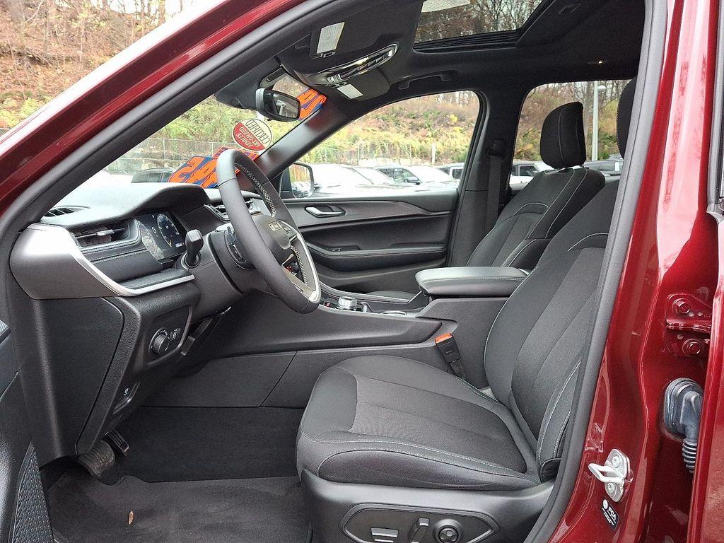 used 2024 Jeep Grand Cherokee L car, priced at $34,744