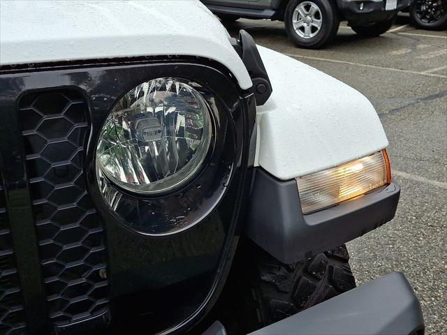 used 2021 Jeep Gladiator car, priced at $33,521