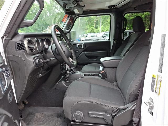 used 2021 Jeep Gladiator car, priced at $33,521