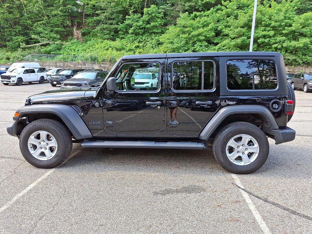 used 2022 Jeep Wrangler Unlimited car, priced at $35,922