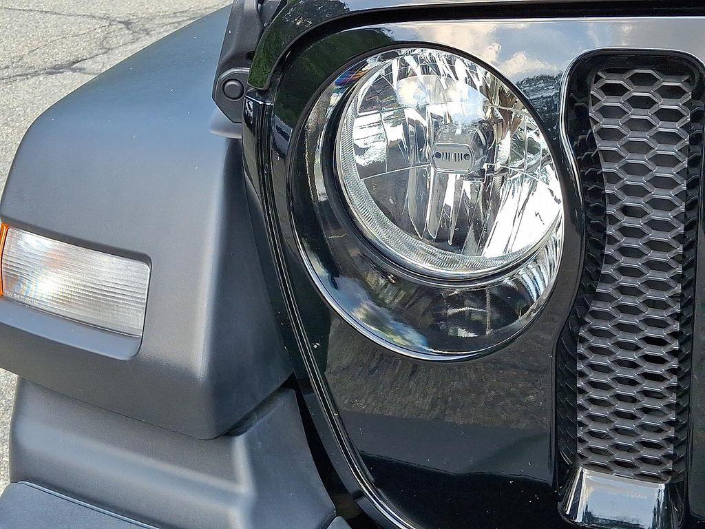used 2022 Jeep Wrangler Unlimited car, priced at $35,922