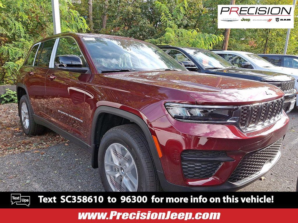 new 2025 Jeep Grand Cherokee car, priced at $44,595