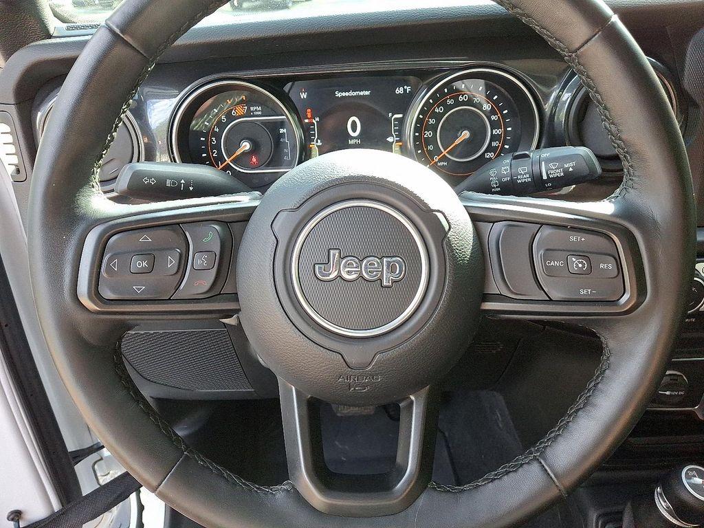 used 2021 Jeep Wrangler Unlimited car, priced at $34,921